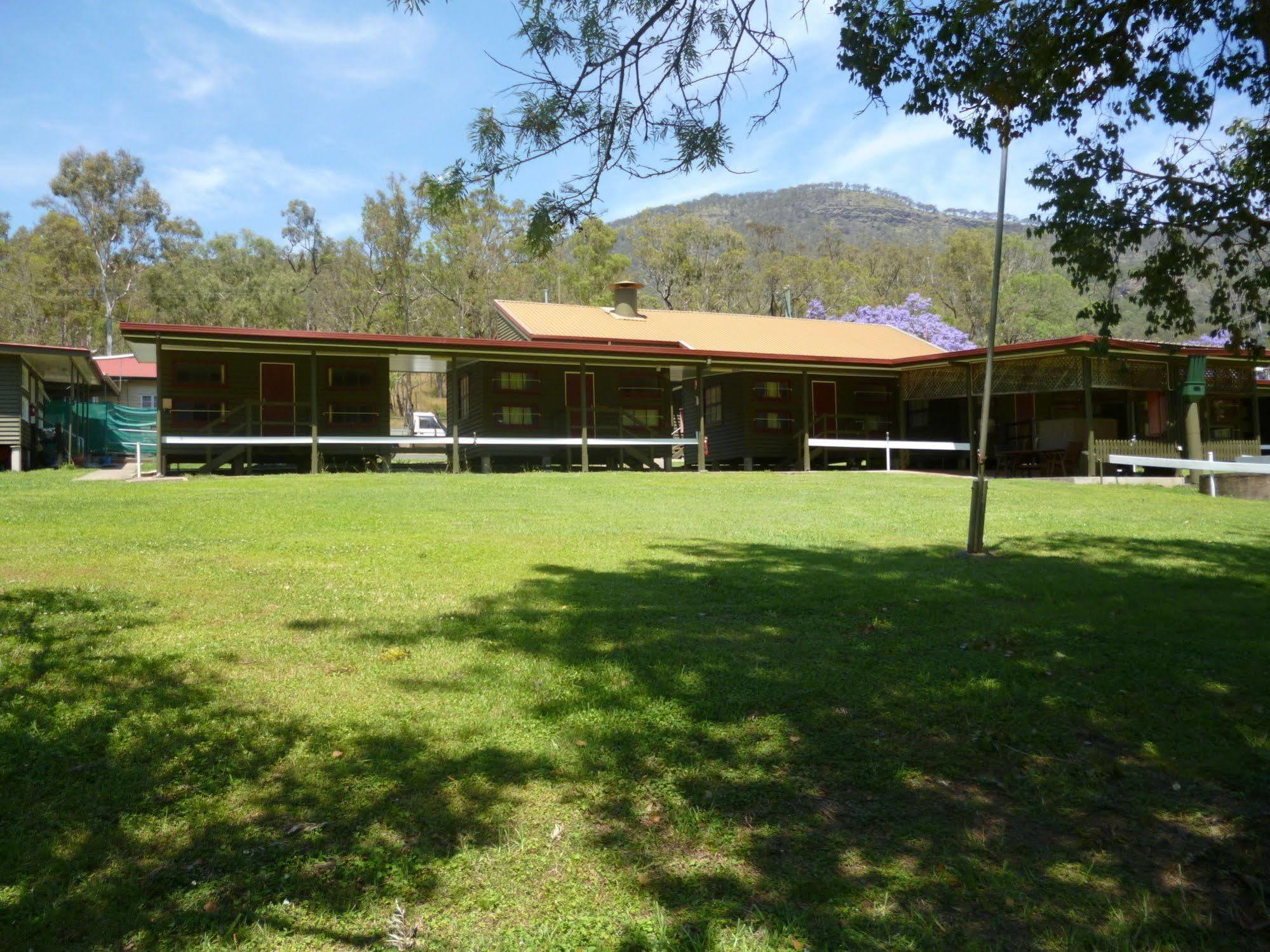 Christmas Creek Cafe & Cabins Lamington Экстерьер фото